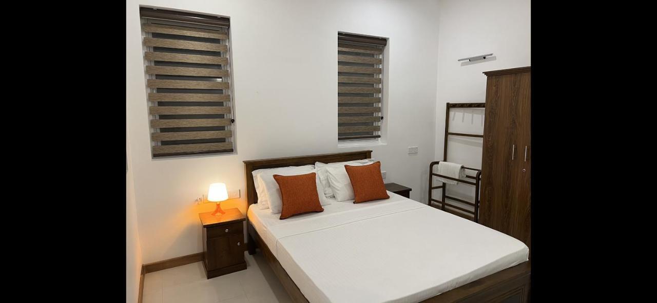 Silina Airport Transit Hotel & Residence Катунаяка Экстерьер фото